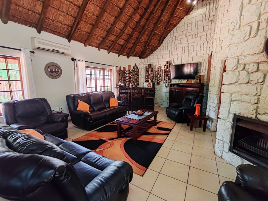 4 Bedroom Property for Sale in Van Der Hoff Park North West